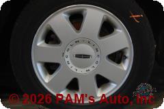 Vehicle photo 5