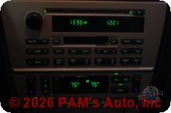 Vehicle photo 8