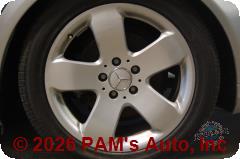 Vehicle photo 5