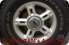 Vehicle photo 5