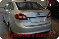 Vehicle photo 4