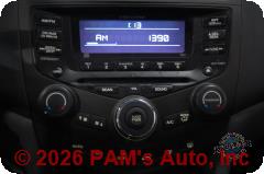 Vehicle photo 8