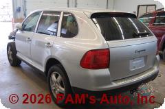 Vehicle photo 4