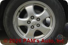 Vehicle photo 5