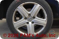 Vehicle photo 5
