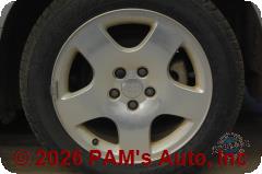 Vehicle photo 7
