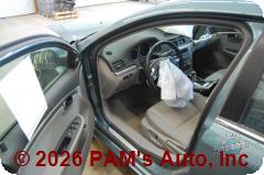 Vehicle photo 6