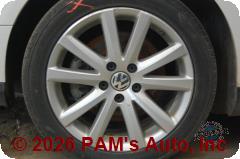 Vehicle photo 5