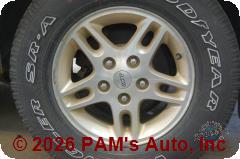 Vehicle photo 7