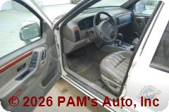 Vehicle photo 8