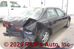 Vehicle photo 4