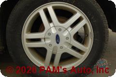Vehicle photo 7