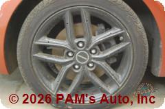Vehicle photo 7