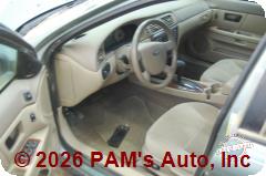 Vehicle photo 8