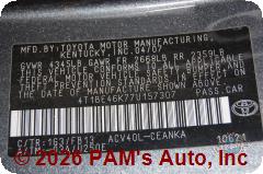 Vehicle photo 12