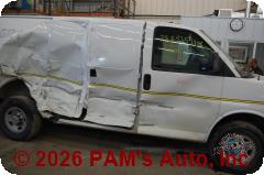 Vehicle photo 3