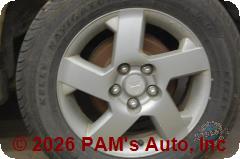 Vehicle photo 7