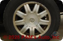 Vehicle photo 7