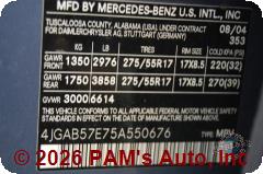 Vehicle photo 12