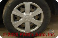 Vehicle photo 7