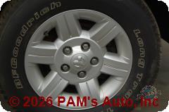 Vehicle photo 7