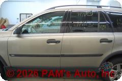 Vehicle photo 6