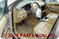 Vehicle photo 8