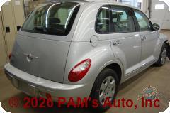 Vehicle photo 4