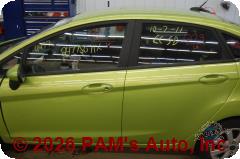 Vehicle photo 6