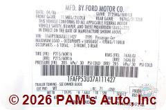 Vehicle photo 12