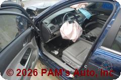 Vehicle photo 8