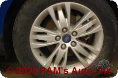 Vehicle photo 7