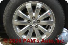 Vehicle photo 7