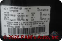 Vehicle photo 12