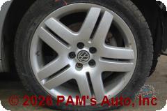 Vehicle photo 7