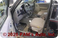 Vehicle photo 8
