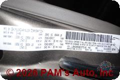Vehicle photo 12