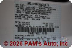 Vehicle photo 12