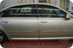 Vehicle photo 3