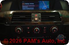 Vehicle photo 10
