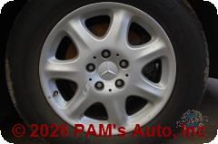 Vehicle photo 7