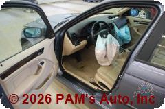 Vehicle photo 8