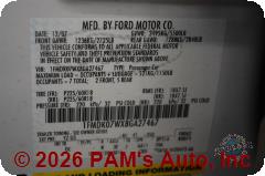 Vehicle photo 12