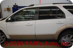 Vehicle photo 6