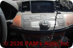 Vehicle photo 10