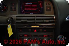 Vehicle photo 10