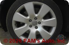 Vehicle photo 7