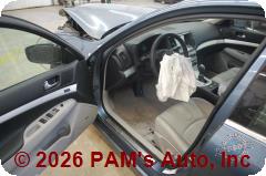 Vehicle photo 8