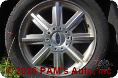 Vehicle photo 7