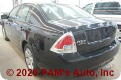 Vehicle photo 5